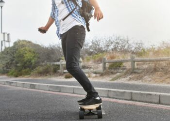 How to Ride an Electric Skateboard Safely