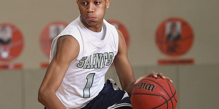 how many rings does dell curry have