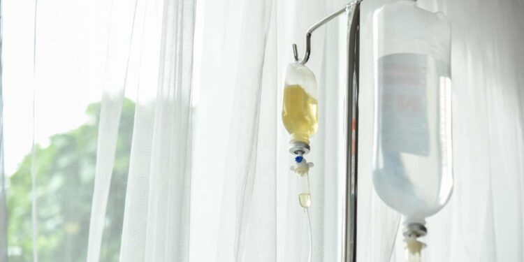 how long does it take for a 500 ml iv drip saline bag to empty