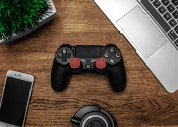under growth games controller uggcontroman