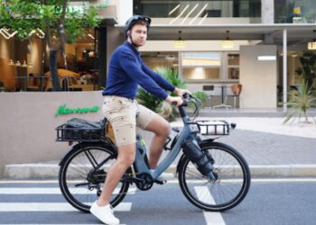 Unveiling the Himiway A3 Commuter Bike: Powerful Battery, Rapid Charging, Redefining Urban Living