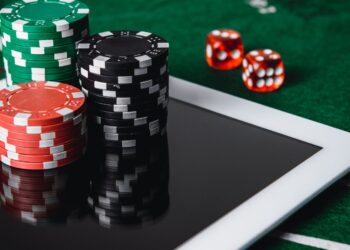Casino Myths Busted: The Truth Behind Gambling Superstitions