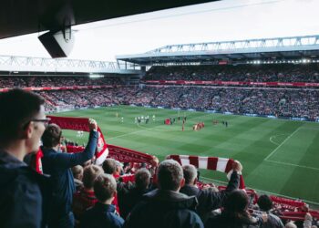 Football as a Global Phenomenon: Historical Perspectives and Modernity