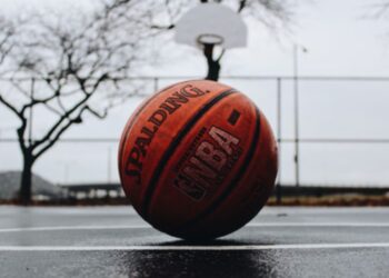 Underdogs Rising: How Lower Seeds Are Shaping The 2025 NBA Playoffs