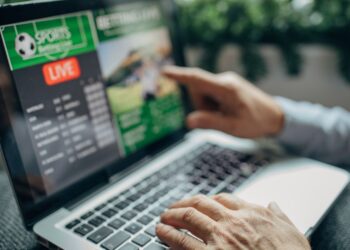 The Betting Fan’s Era: How Sportsbook Integrations Are Changing the Way We Watch Games