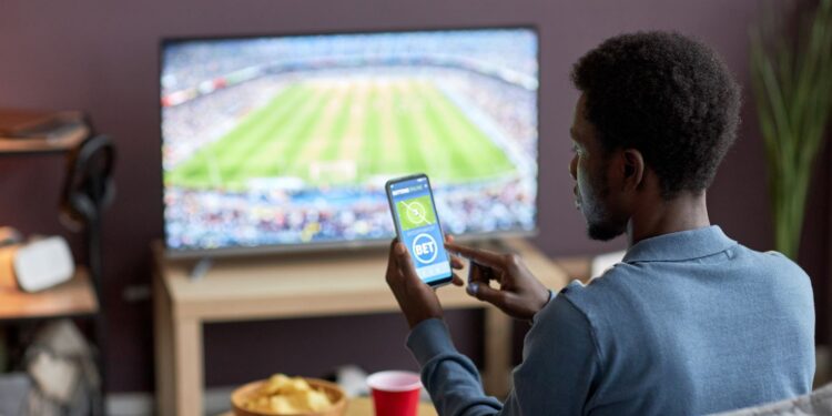 Early NCAAF Betting Angles: What Week 0 and Week 1 Can Teach You