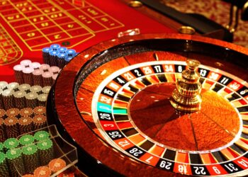 How to Stay Safe While Playing at Online Casinos
